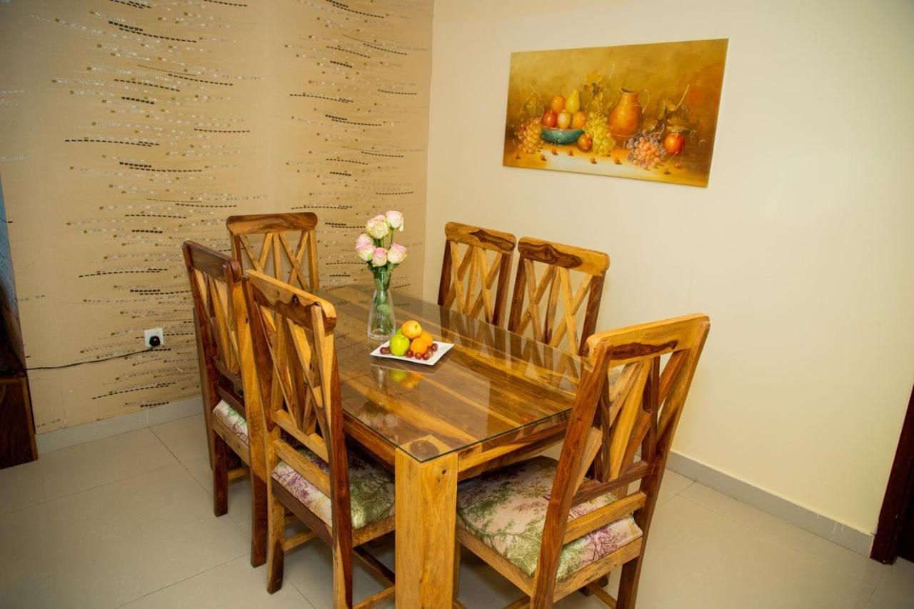 Ewan Tower Hotel Apartments Аджман Екстер'єр фото